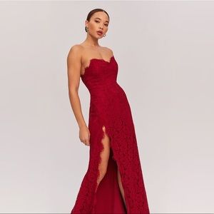 ❕SALE❕WHITE laced formal/wedding dress NWT!!